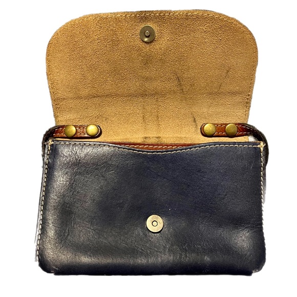 Vintage Patricia Nash Navy Blue leather crossbody bag - Picture 4 of 7